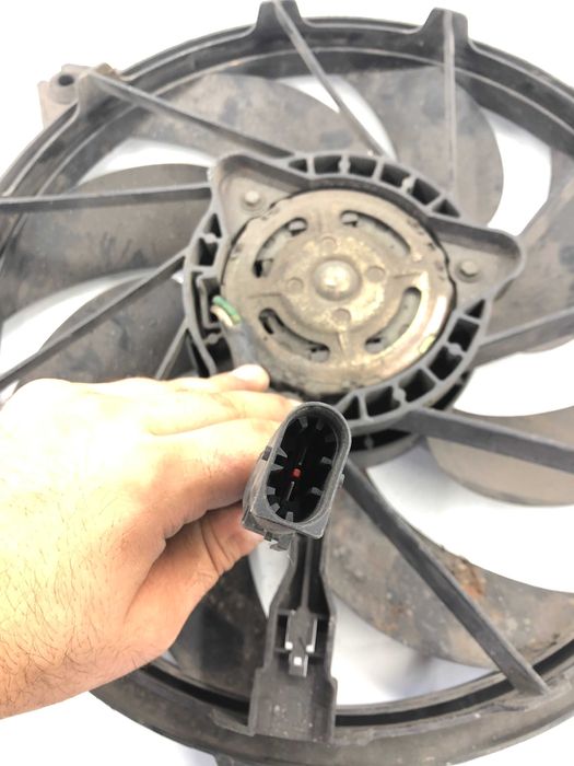 Перка охлаждане радиатор от Peugeot 206 1999г