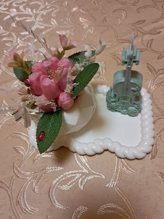 Set cadou decoratiuni ceară naturală și obiecte ceramica