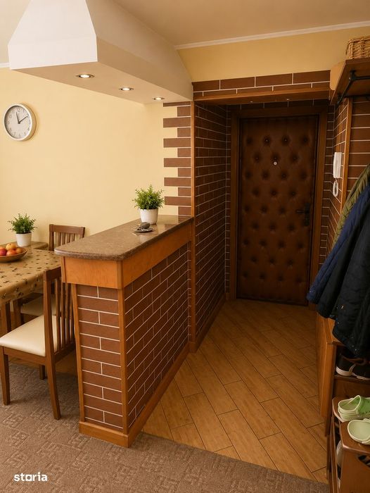 Apartament 3 camere, mobilat, Rădăuți