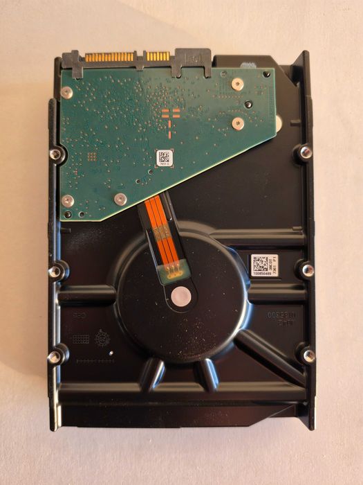 Seagate 8 TB EXOS Enterprise HDD 2 броя