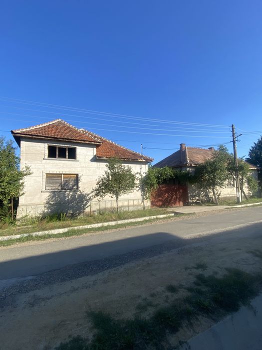 Vand casa localitate Mizies
