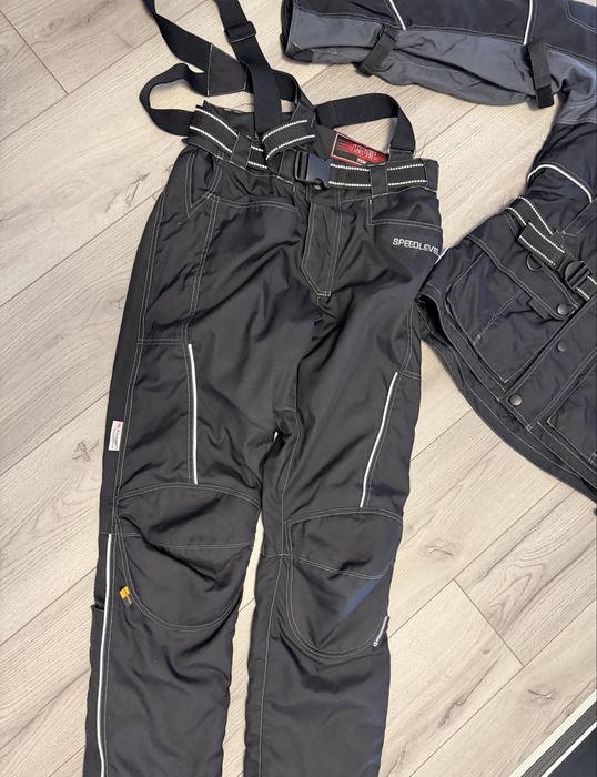 Costum moto mărime M speed level tcm