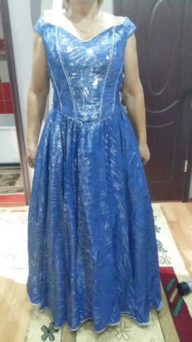 Продам бальное платье