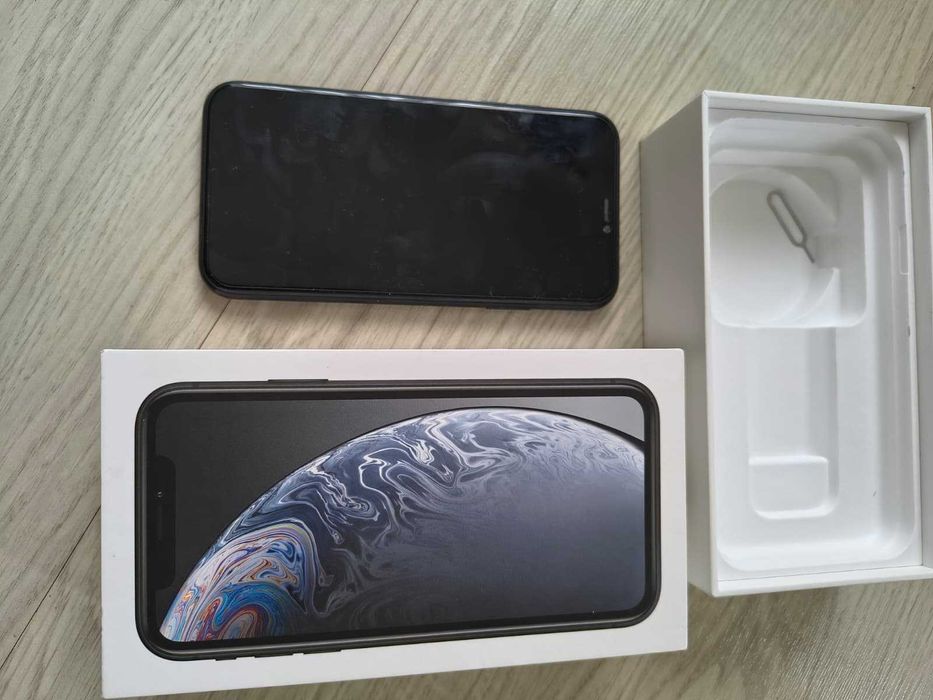 Vand Iphone XR 128GB, 820lei