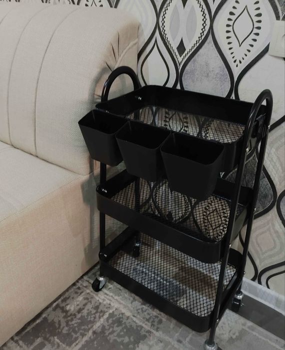 Кушетка и этажерка