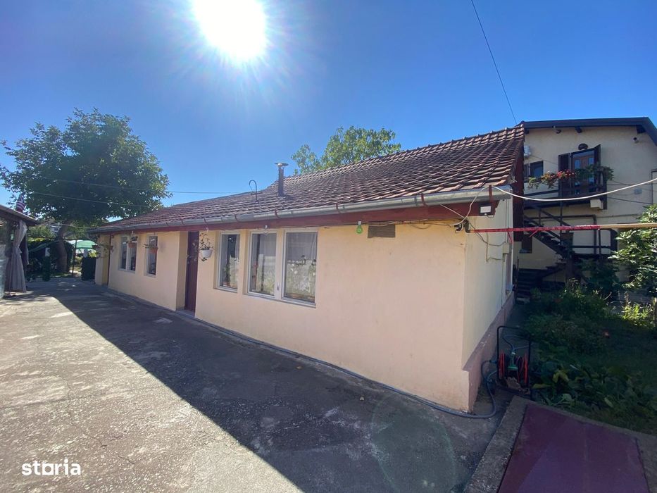 Casa spatioasa de vanzare in Mehala – 4 camere + garaj si terasa