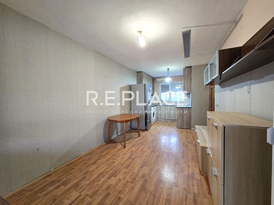 Продава се Двустаен апартамент в Варна, Бриз - 68 кв.м за 1013 €/кв.м - Снимка #1