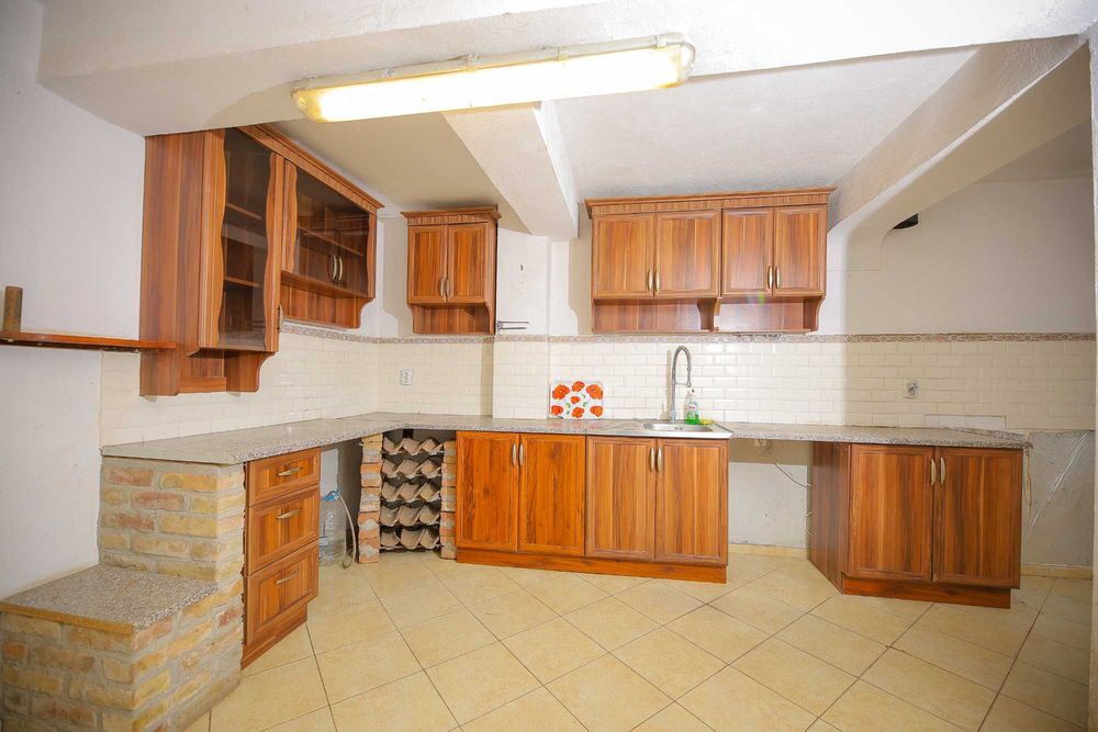 Продава се Къща в с. Ново Ботево, Област Добрич - 324 кв.м за 282 €/кв.м - Снимка #9