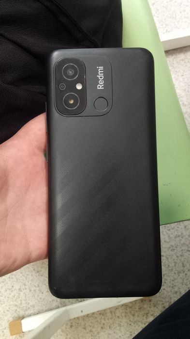 Продаю сем телефон и онда чисы