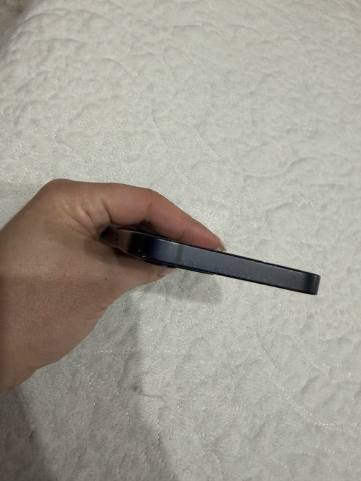 Продам айфон 12 в хорошем состоянии!