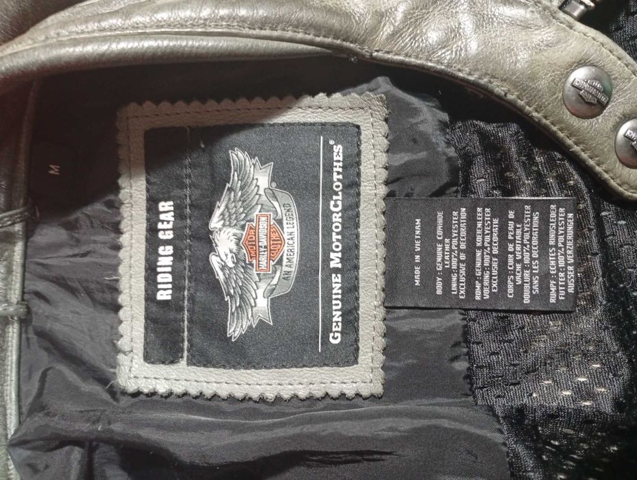 Vând geaca Harley Davidson pt barbati