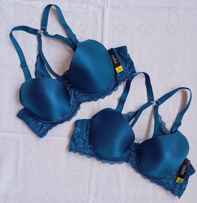 Продаются бюстгалтеры.Абсолютно новые,разного цвета.