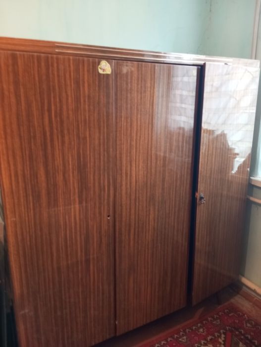 Шифоньер советский 2 шт.