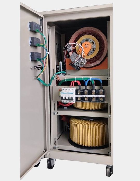 Stablizator Andeli stabilizator стабилизатор напряжения 30 кВт 
1.5 kV