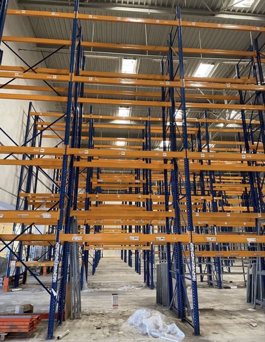 Raftrui metalice de depozitare