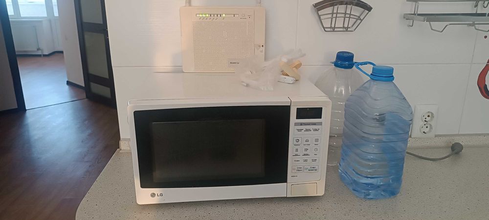 Продам микроволновку