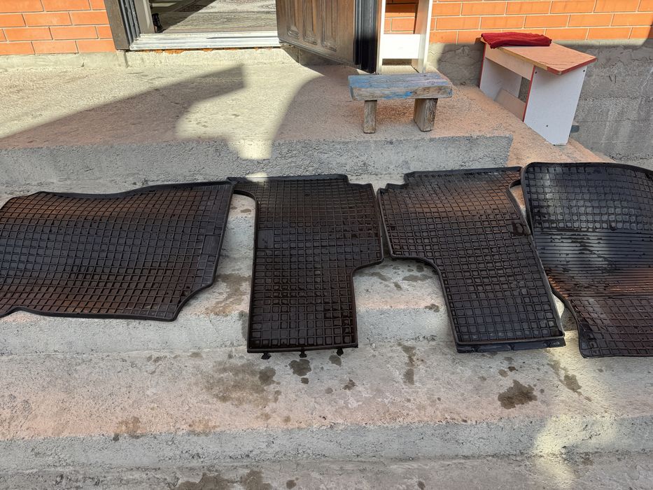 Резиновые полики