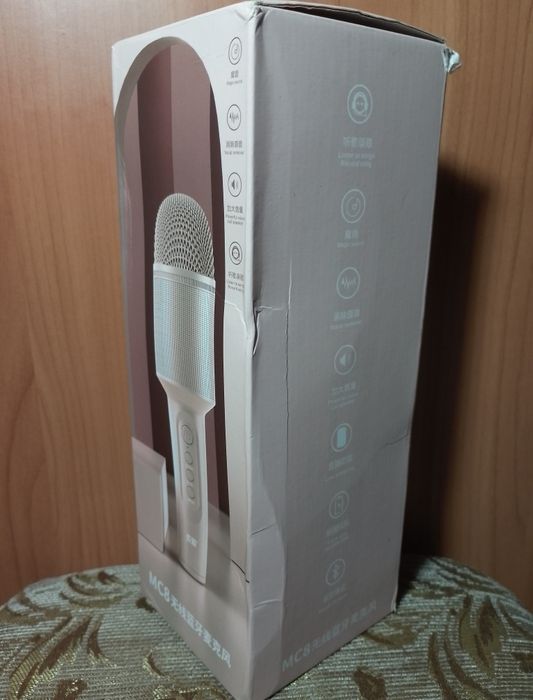 Беспроводной караоке микрофон