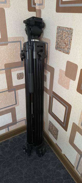продаётся штатив