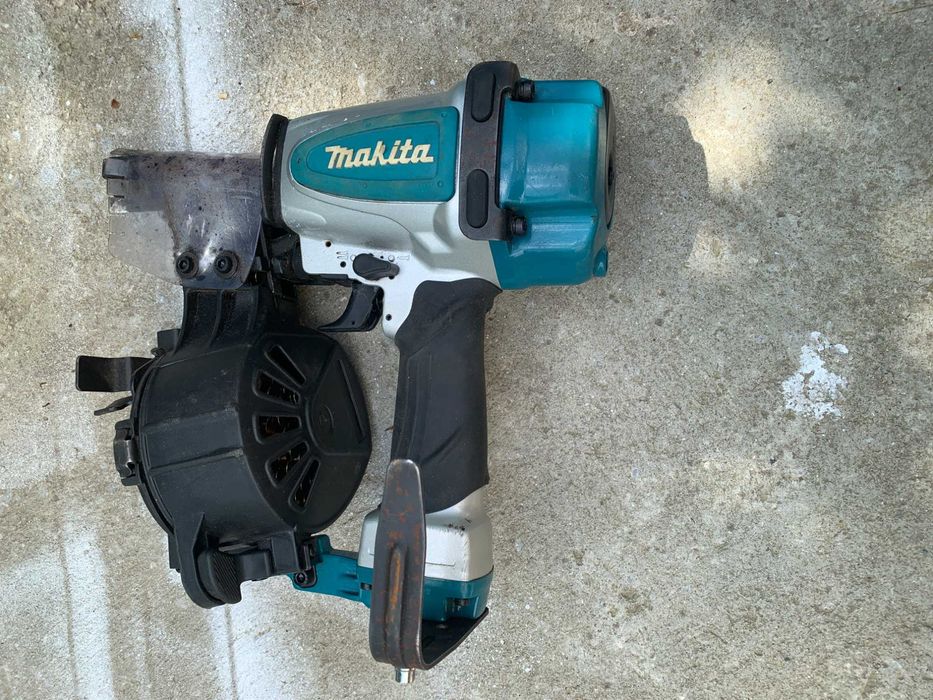 Пневматичен такер за пирони Makita AN454, 19-45 мм