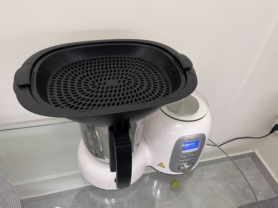 Robot Mixer-blender-fierbator-gatit in aburi-cantar