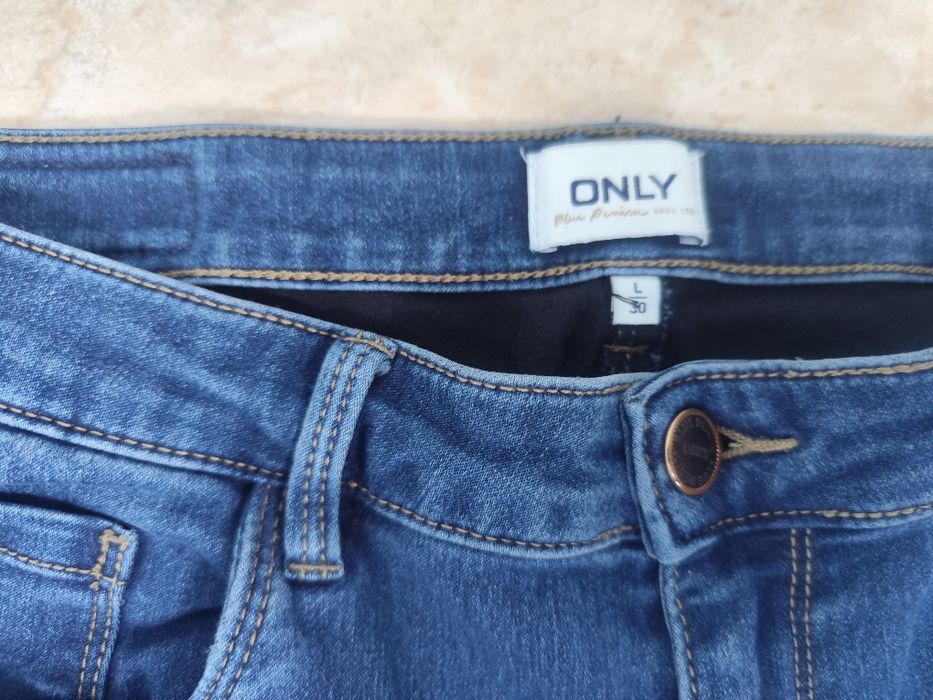 Blugi Only - mărime L/30 - talie elastica 80->96 cm