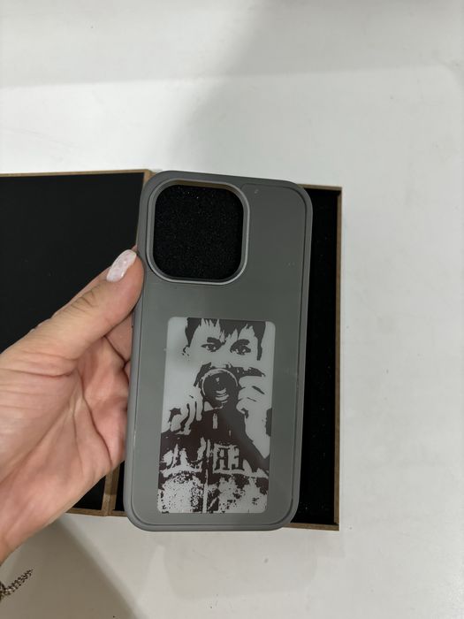 Чехол с экраном на iPhone 15pro