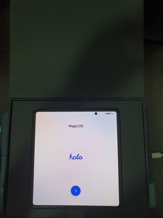 Honor Magic V3 -stare foarte buna- factura și garanție încă 1 an