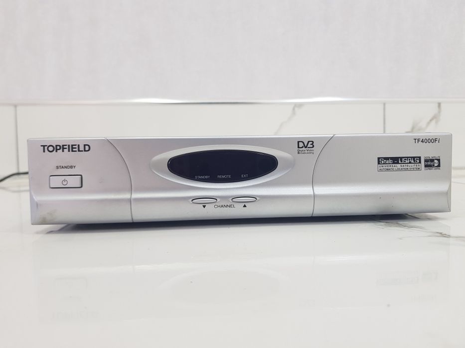 Тюнер Topfield TF4000Fi