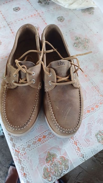 Продам новую обувь