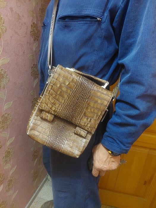 Сумка через плече