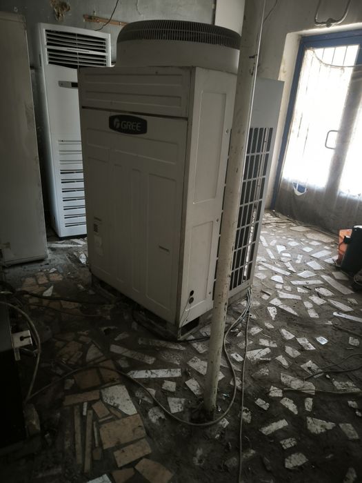 Gree 100 tali kanalniy kondisioner sotiludi