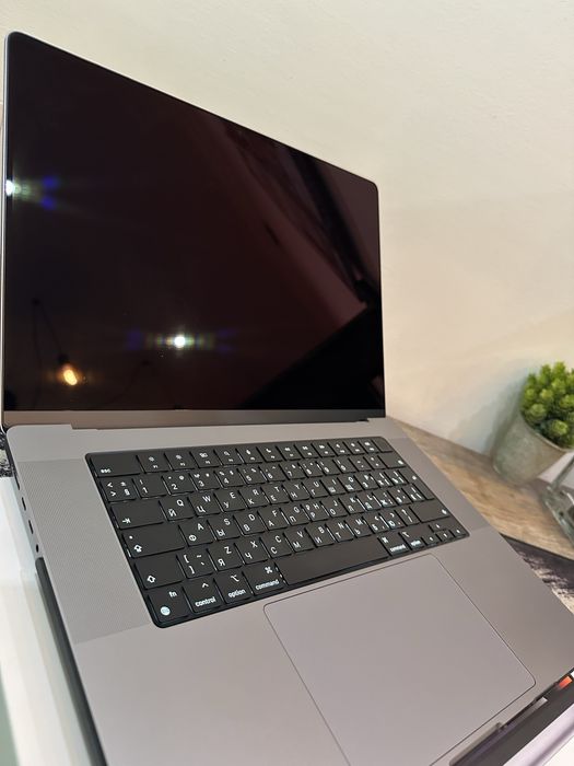 Macbook Pro 16 M1 Pro 32/512 EAC