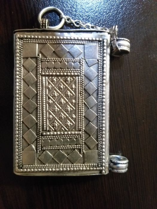 Suport argint pentru amulete  anii 1900