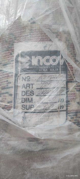 Covor din lana romanesc de 3,5m x 2,5 m Este nou, nefolosit. Are 19 kg