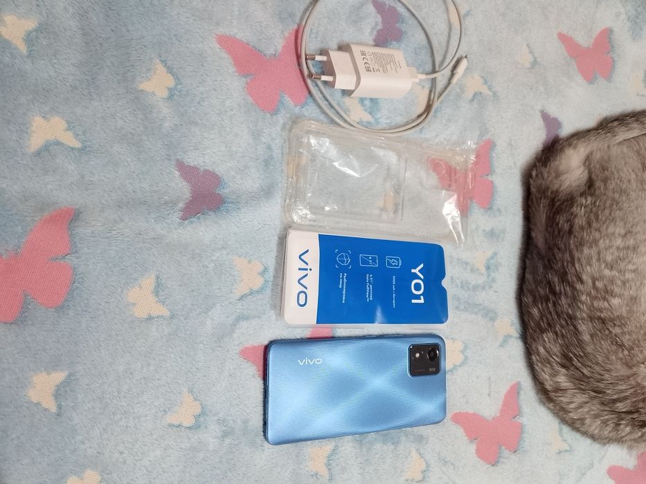 Продам Телефон vivo y01.б/у