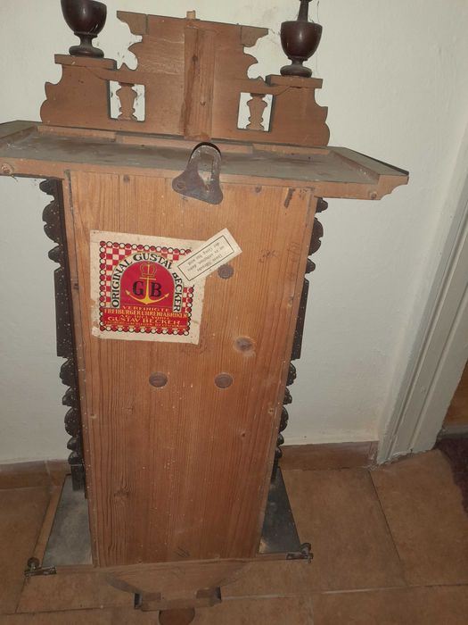 Vănd mai multe obiecte antice nemtesti