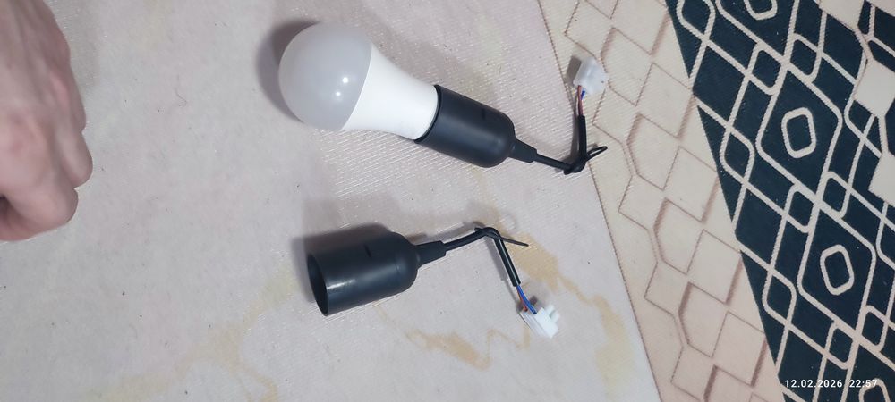 Продам новые патроны для лампочек