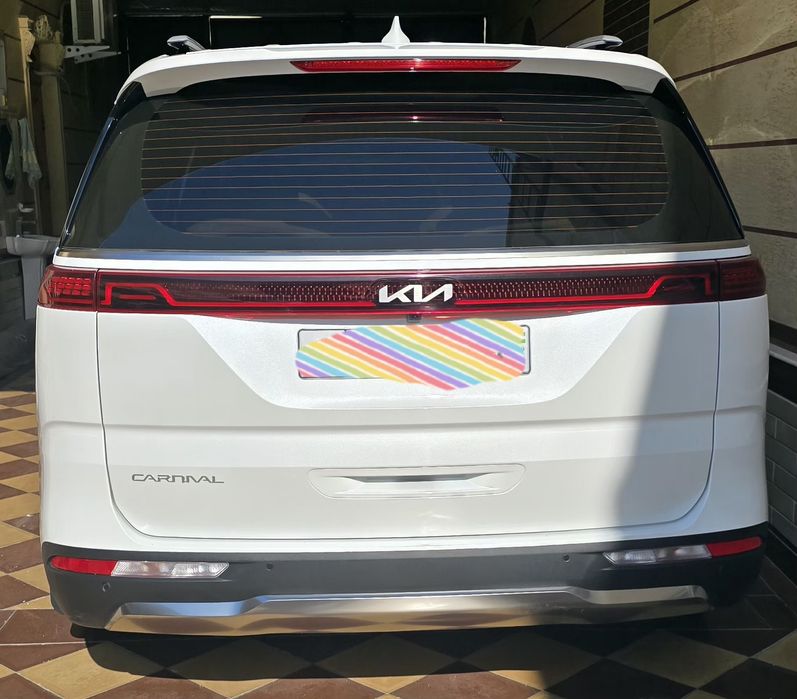 Kia carnival  2023 yil birqul minilgan