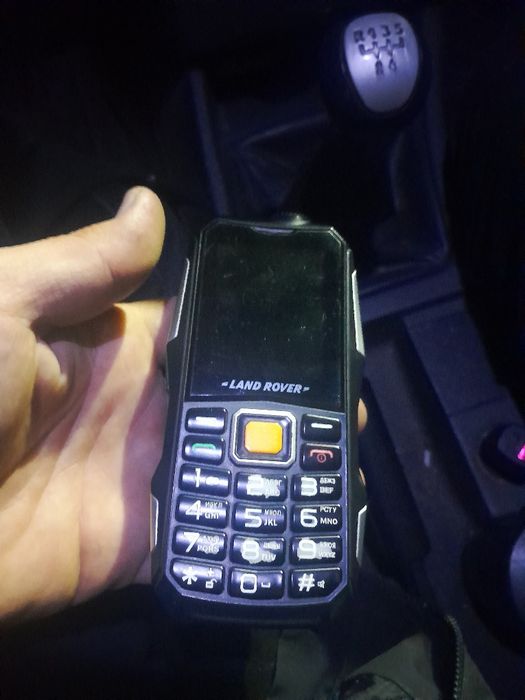 Телефон Land.        Rover