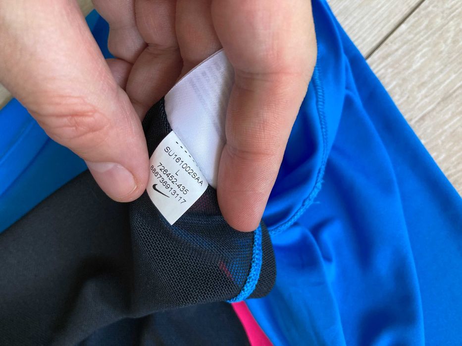 Найк Nike Flow Graphic Dri Fit женски спортен потник размер L