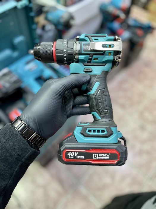 шуруповерт с бесщеточным двигателем RICHDA