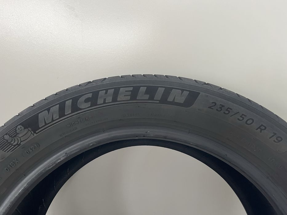Летни гуми 235/50/19 Michelin