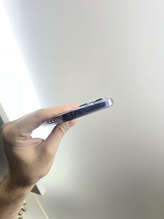 Продам IPhone 14 pro 512gb