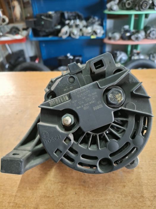 Alternator Volvo V70 C70 S40 XC90 2.4 20V 2.0T 2.4D5