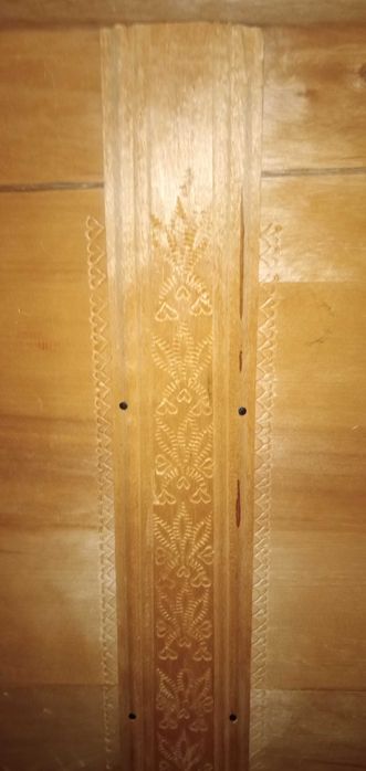 Продаётся старинный сундук.