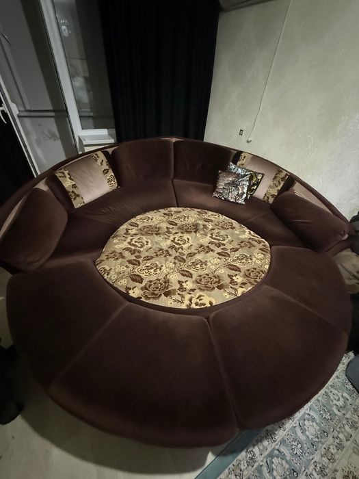 Круглый диван 3 метр