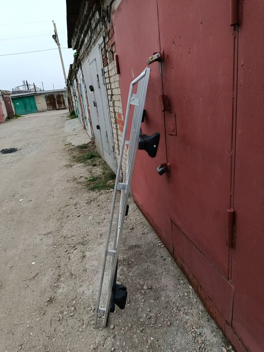 Продам авто багажник дюралевыи.