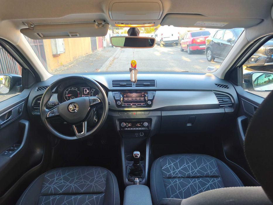 SKODA Fabia 2019 — imagine 5