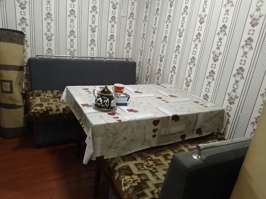 срочно!!Продаю квартиру 3комн переделанная в 4-х комн